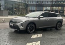 Test Kia K4 1.6 T-GDi: kompaktný hatchback, ktorý prerástol svoju triedu kia k4 (1)